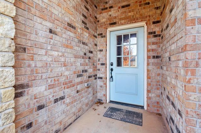 15808 Langley Way, Edmond, OK 73013