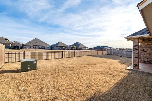 15808 Langley Way, Edmond, OK 73013