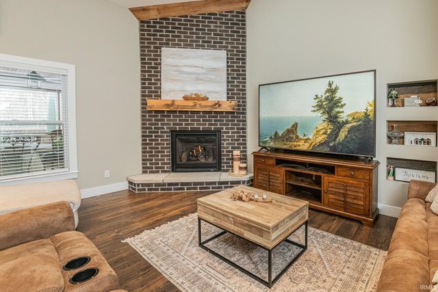 1934 N Cornerstone Way, Ellettsville, IN 47429