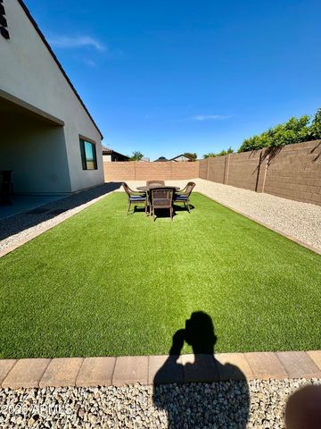8024 W STATE Avenue, Glendale, AZ 85303