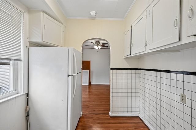 154 Glen St 2, Somerville, MA 02145