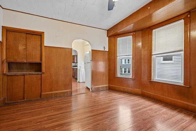 154 Glen St 2, Somerville, MA 02145