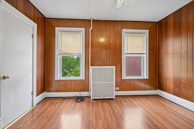 154 Glen St 2, Somerville, MA 02145