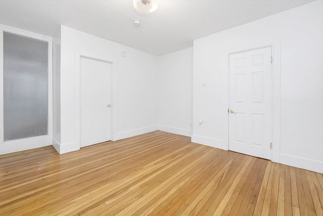 473 Beacon St 1R, Boston, MA 02115