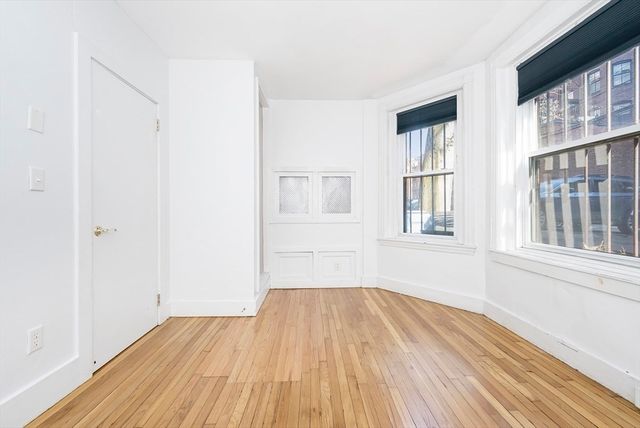 473 Beacon St 1R, Boston, MA 02115