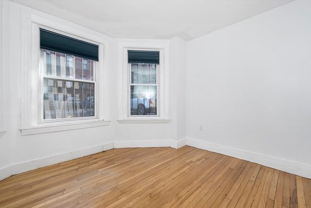 473 Beacon St 1R, Boston, MA 02115