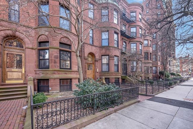 473 Beacon St 1R, Boston, MA 02115