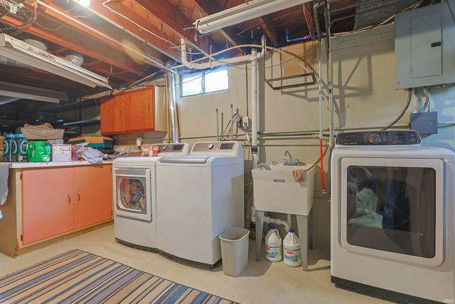 1603 Hoover Avenue, South Bend, IN 46615