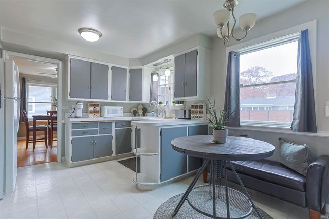 1603 Hoover Avenue, South Bend, IN 46615