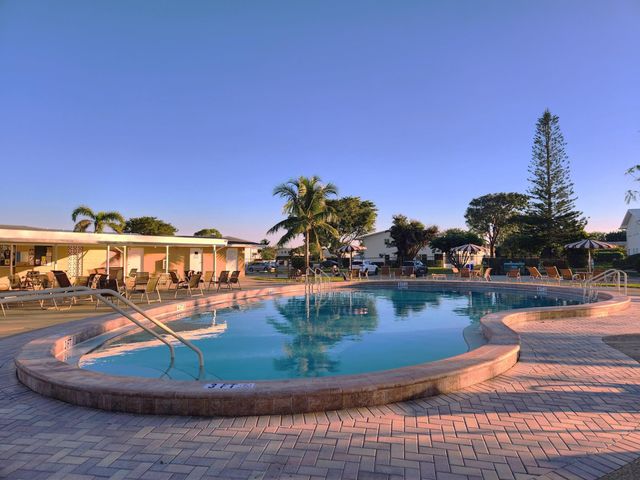 47 Andover, West Palm Beach, FL 33417