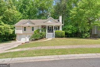 304 Rose Creek Way, Woodstock, GA 30189
