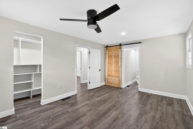1 Woodleigh Drive, Taylors, SC 29687