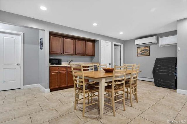 11 Mississippi Avenue, Port Jefferson Station, NY 11776