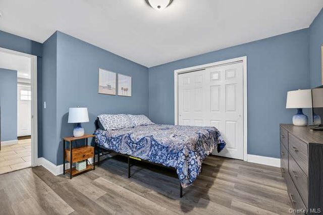 11 Mississippi Avenue, Port Jefferson Station, NY 11776