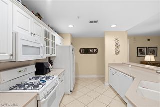 1672 Tarpon Bay DR S 102, Naples, FL 34119