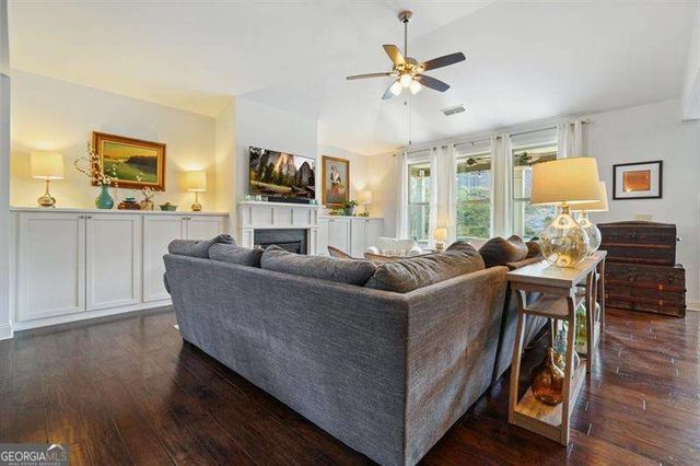 4006 Creekshire Trail, Canton, GA 30115