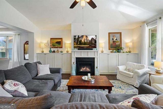 4006 Creekshire Trail, Canton, GA 30115