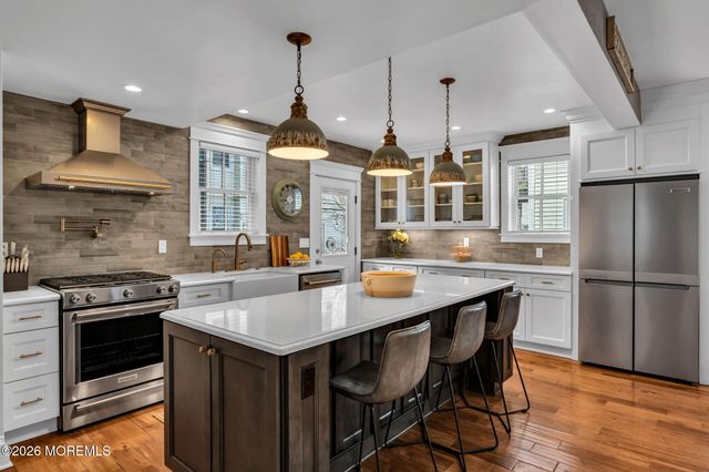 82 Mount Hermon Way, Ocean Grove, NJ 07756