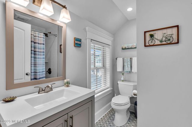 82 Mount Hermon Way, Ocean Grove, NJ 07756