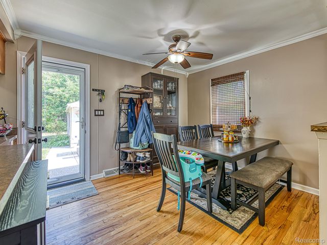 16287 Windermere Circle, Southgate, MI 48195