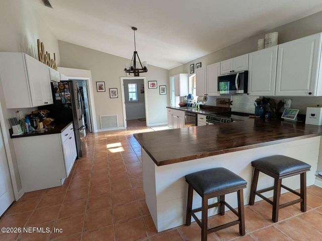 134 BOWFIN Drive, Palatka, FL 32177