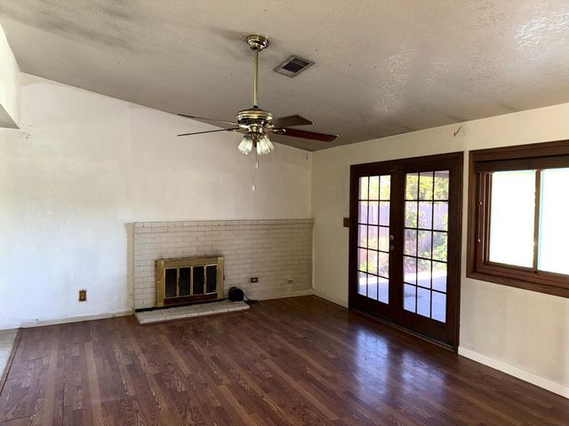 2454 Golden Bear Cir, Stockton, CA 95209