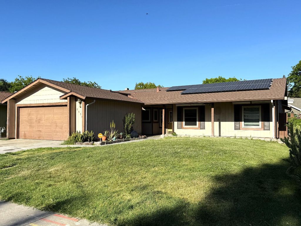 2454 Golden Bear Cir, Stockton, CA 95209