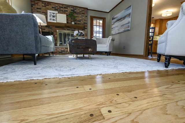 616 Westminster DRIVE, Waukesha, WI 53186