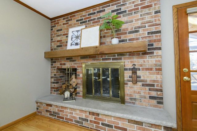 616 Westminster DRIVE, Waukesha, WI 53186