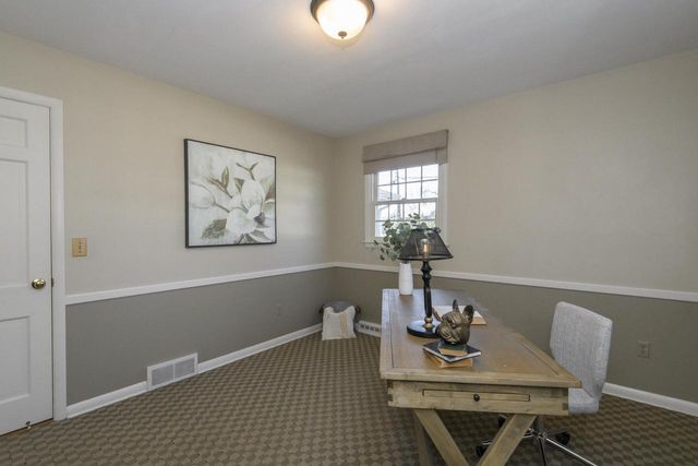 616 Westminster DRIVE, Waukesha, WI 53186