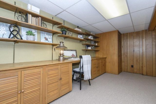 616 Westminster DRIVE, Waukesha, WI 53186