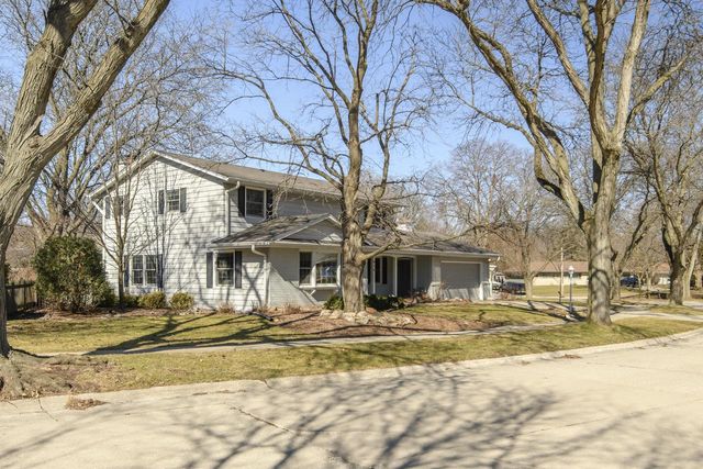 616 Westminster DRIVE, Waukesha, WI 53186