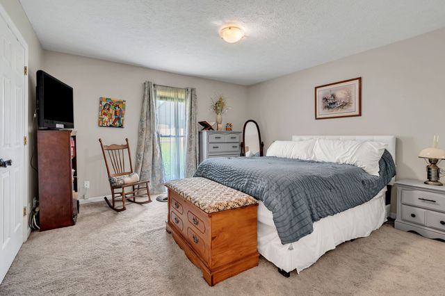 396 Solitude Cir, Goodlettsville, TN 37072