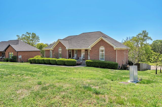 396 Solitude Cir, Goodlettsville, TN 37072