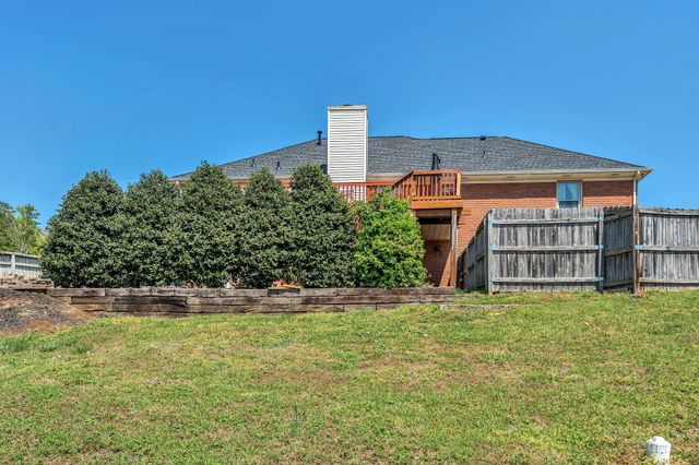 396 Solitude Cir, Goodlettsville, TN 37072