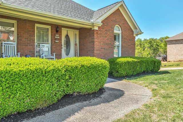 396 Solitude Cir, Goodlettsville, TN 37072
