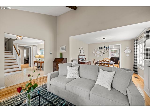 15702 Ne SUMMERPLACE Dr, Portland, OR 97230