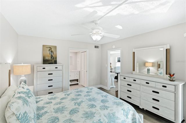 600 MANATEE AVENUE 116, Holmes Beach, FL 34217