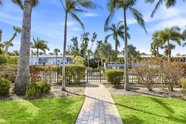 600 MANATEE AVENUE 116, Holmes Beach, FL 34217