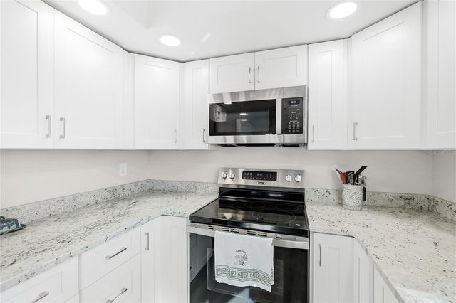 600 MANATEE AVENUE 116, Holmes Beach, FL 34217