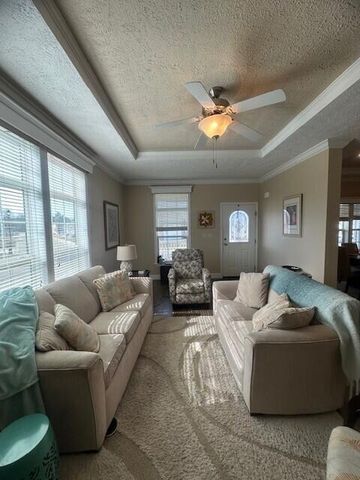 5652 Kingsley Drive, Rockford, MI 49341