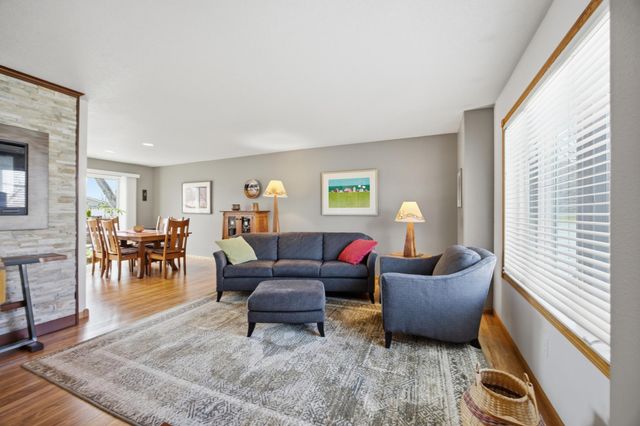 2400 Fairway Drive, Moorhead, MN 56560