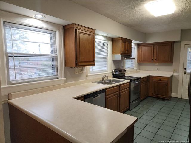 612 Greenland Drive, Fayetteville, NC 28305