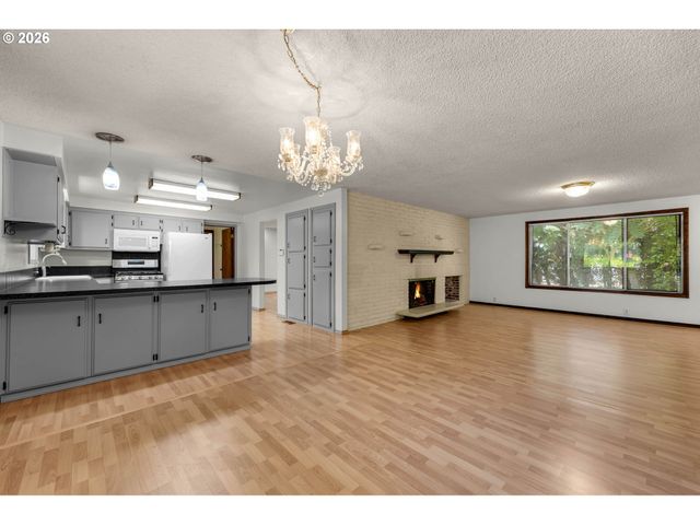 1602 Ne 102ND Ave, Vancouver, WA 98664