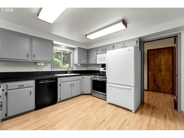 1602 Ne 102ND Ave, Vancouver, WA 98664