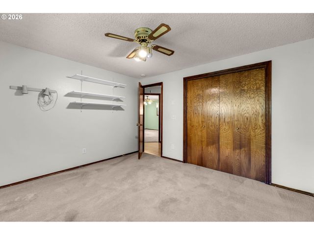 1602 Ne 102ND Ave, Vancouver, WA 98664