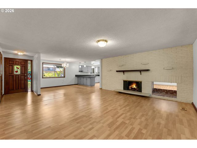 1602 Ne 102ND Ave, Vancouver, WA 98664