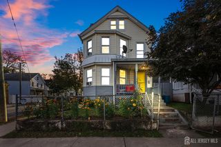 114 Joyce Kilmer Avenue, New Brunswick, NJ 08901