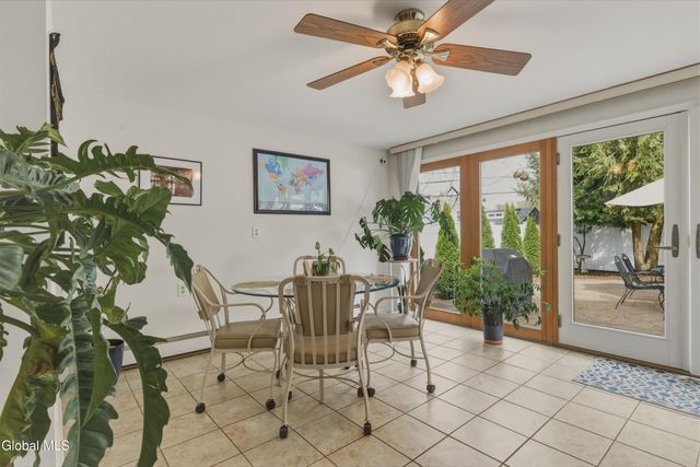 42 Kakely Street, Albany, NY 12208