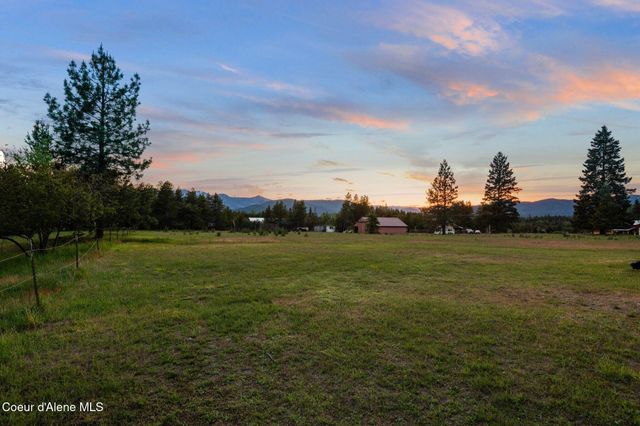 260 Grouse Creek RD, Sandpoint, ID 83864